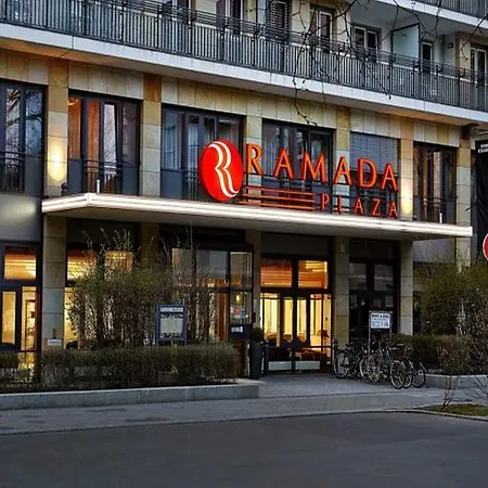 Hyperion Szálloda 5*