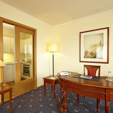 Hyperion 5* Berlin