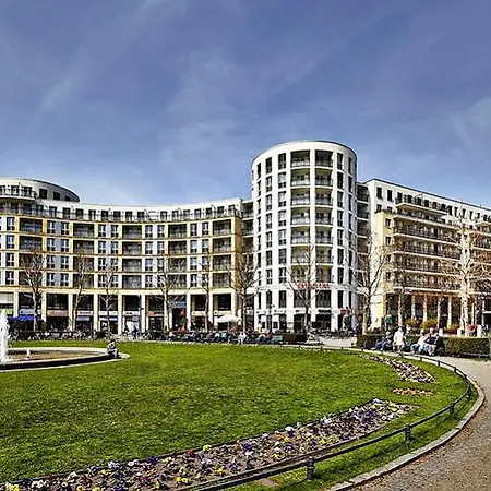 Hyperion Hotel 5*
