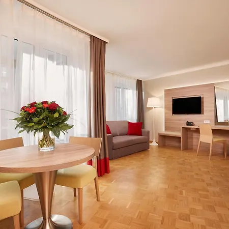 Hyperion Hotel 5*